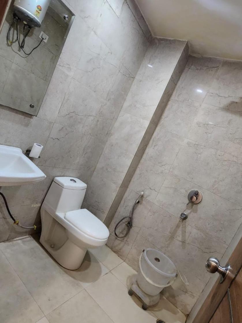 Hotel Redton New Delhi Exterior foto